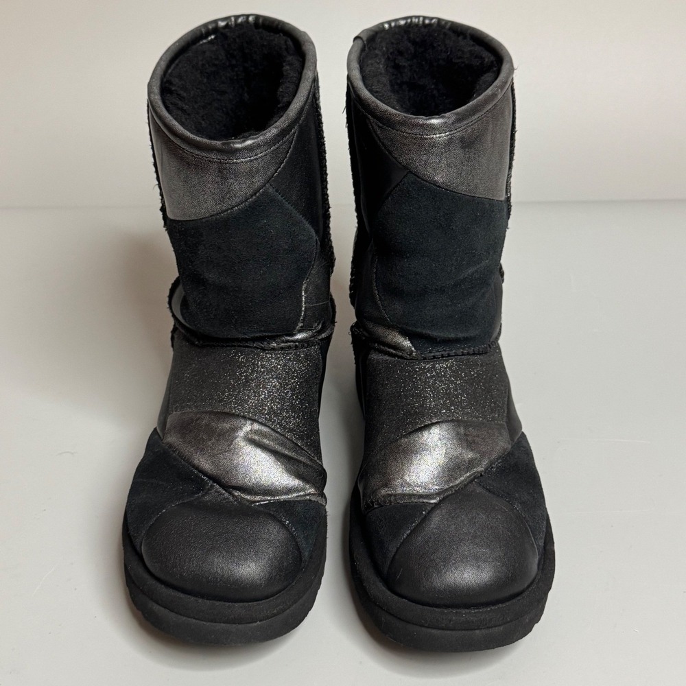 UGG Classic Womens Sz 7 Patchwork Metallic Black Silver Shearling Boots Short - Picture 2 of 10